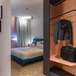 Urban Loft 4*