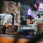 Urban Loft 4*