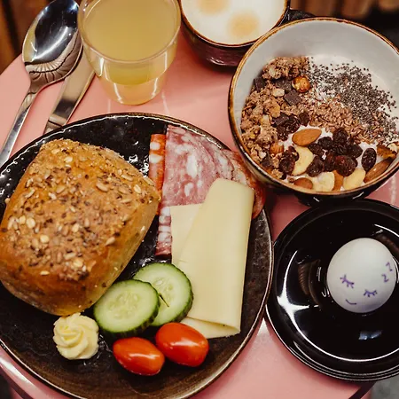 Ξενοδοχείο Urban Loft 4*