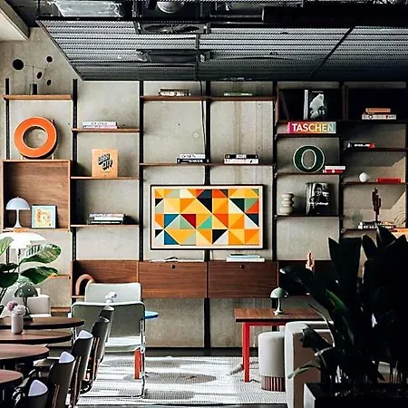 Urban Loft 4*