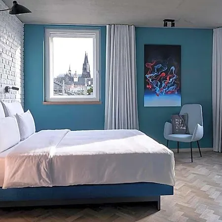 Urban Loft فندق