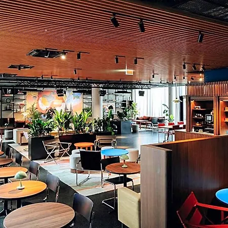 Urban Loft 4*