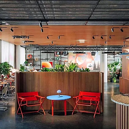 Urban Loft فندق كولونيا