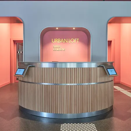 Urban Loft מלון 4*