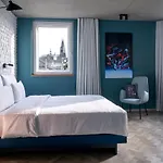 Urban Loft 4* كولونيا
