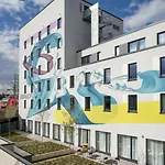 Urban Loft فندق